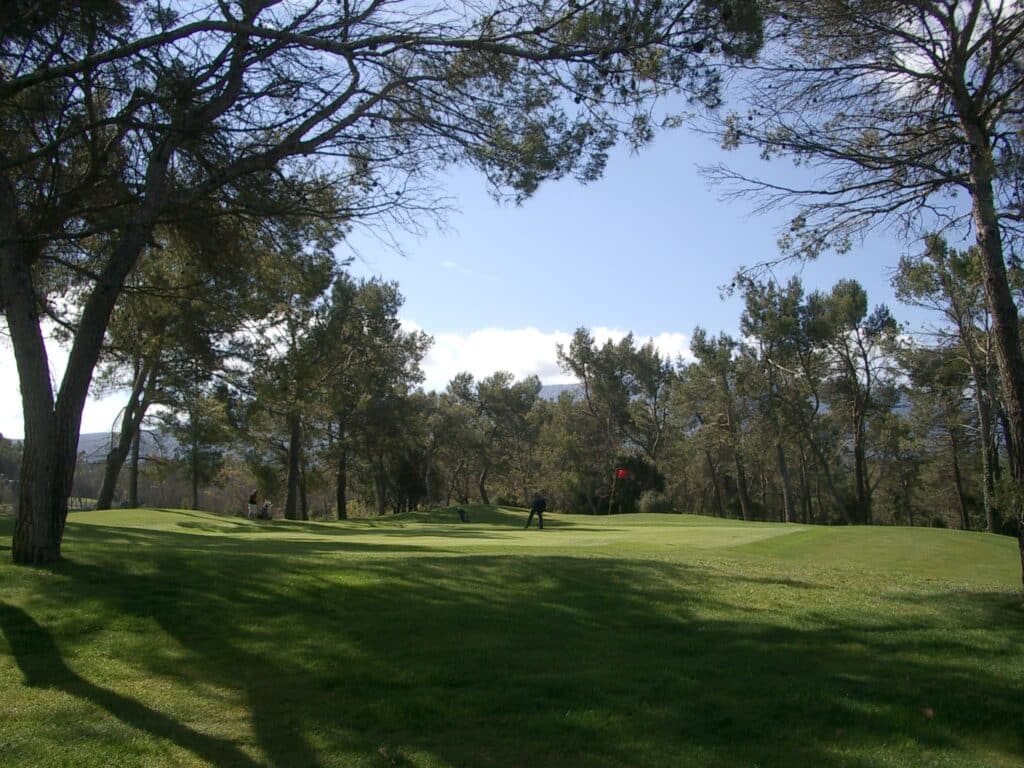 Parcours de golf 18 trous provence GOLF DE LA SAINTE BAUME