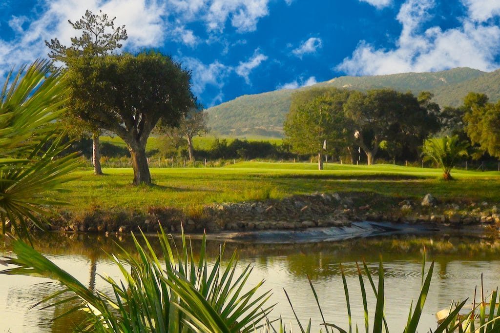 Golf de Lezza Parcours de golf en Corse