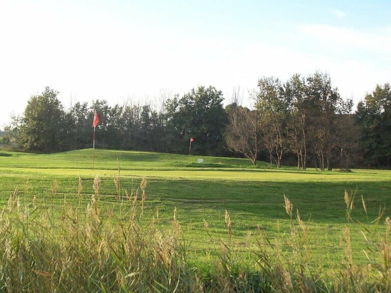 Golf Pitch and Putt Ste Rose Parcours de golf Compact