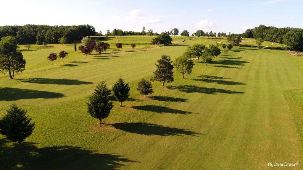 Golf Club Agen Bon-Encontre vue aerienne entretiren du parcours fairway green