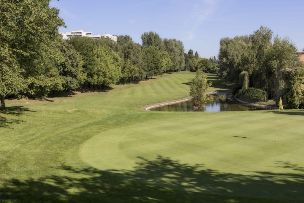 Golf-de-Rosny-sous-Bois proche Montreuil green fairway bunker vegetation parcours de golf