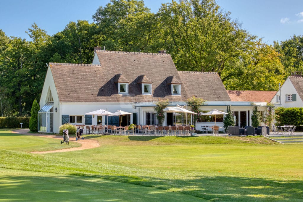 restaurant-golf-Isabella terrasse club-house