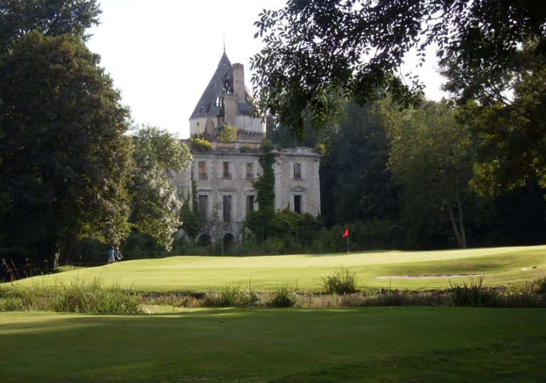 د ګالف دو ویل دی l'Indre Chateau