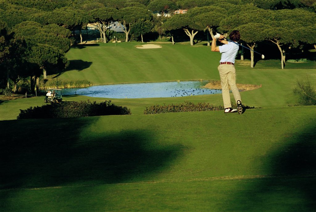 Beloura Golf - Pestana Resort Sintra-Lisboa, Portugal Golfeur jouer golf