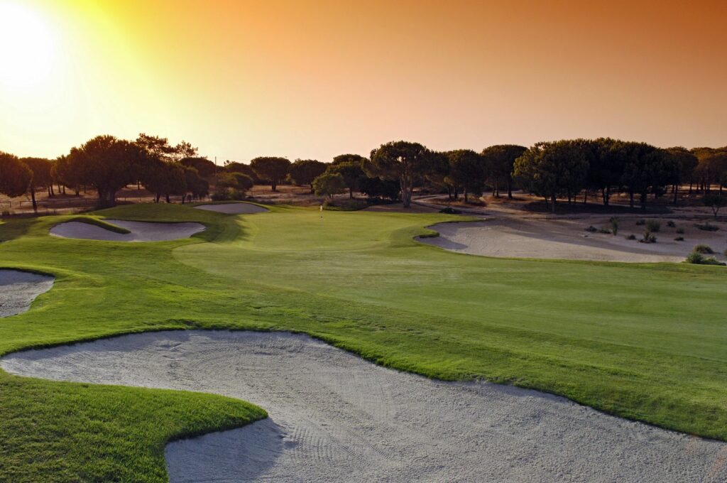 Vale Do Lobo Royal Golf Course Vale do Lobo - Almancil, Portugal green fairway bunker coucher de soleil