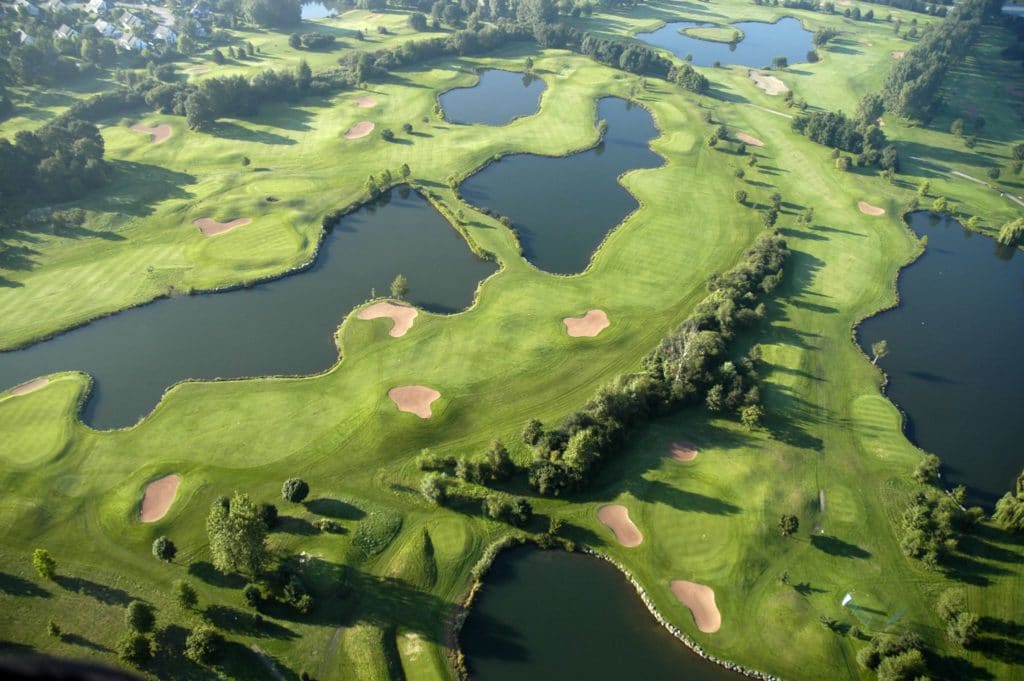 Guide des golfs 2022 Tous les parcours de golf en France Lecoingolf