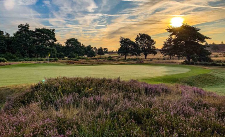 Hankley Common Golf Club Couche de soleil sur golf parcours 18 trous angleterre
