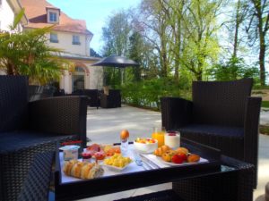 Castel Maintenon Hôtel Restaurant & Spa petit dejeuner