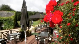 Château du Golf de la Freslonnière Terrasse restaurant vue sur parcours de golf