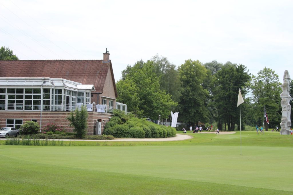 Flanders Nippon Golf Clubhouse