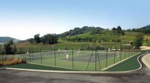 Golf Hotel Resort Du Val De Sorne Court de tennis