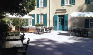 Hôtel Château de Servanes terrasse restaurant