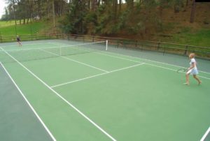 Les Pins de César - La campagne d'Etretat Court de tennis