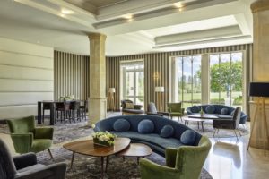 Mercure Chantilly Resort & Conventions Salon