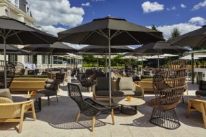Mercure Chantilly Resort & Conventions Terrasse restaurant