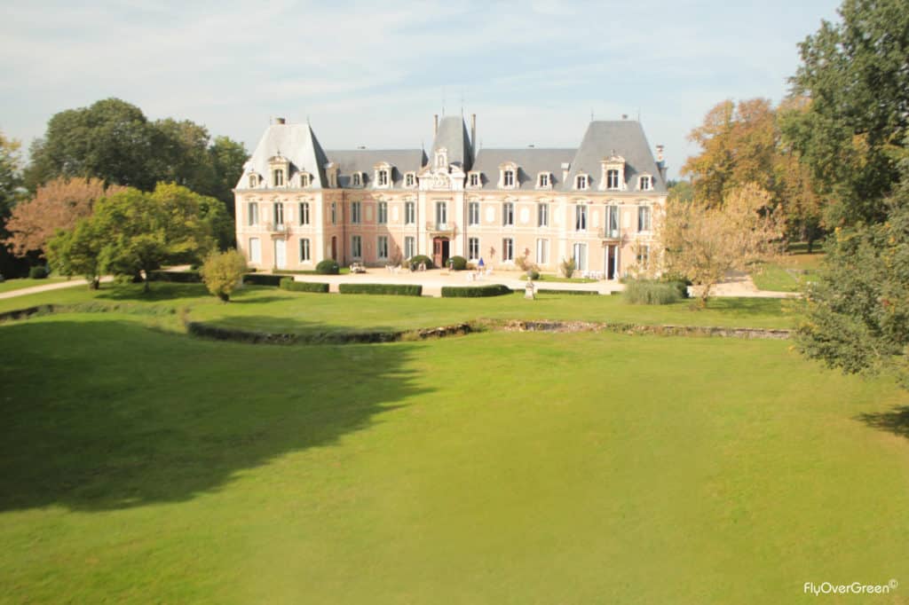 Golf De Mazieres En Gatine chateau clubhouse trou 18