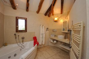 salle de bain A Cheda Hotel Bonifacio Corse proche Golf