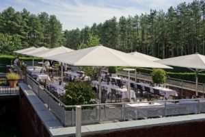 Hotel Stiemerheide Terrasse exterieure bar estaurant vue sur parcours de golf