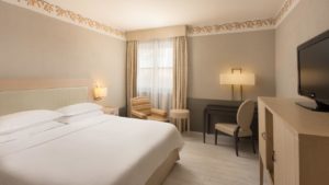 Sheraton Parco De' Medici Rome Hotel Chambre lit King Size Deluxe