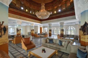 Fes Marriott Hotel Jnan Palace hall accueil recetion decor orientale