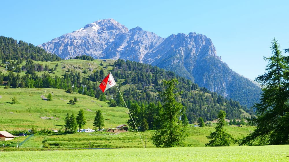 Golf International de Montgenèvre Jouer golf montagne Alpes
