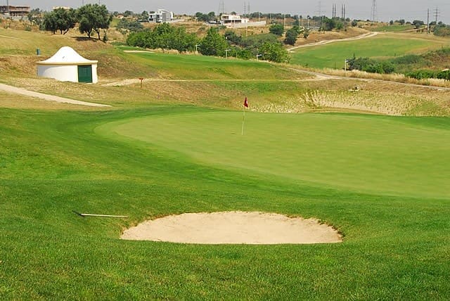 Paço do Lumiar Golf Course Green fairway Bunker