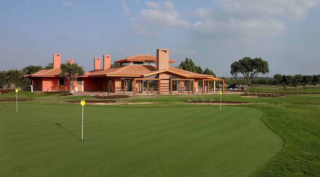 Santo Estevao Golf Course Clubhouse Putting Green
