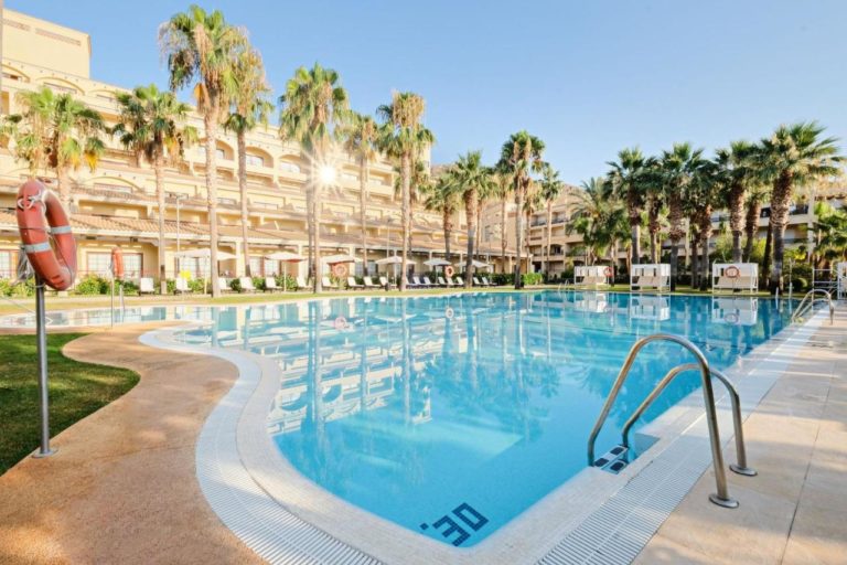 piscine exterieure Envía Almería Apartments Spa & Golf