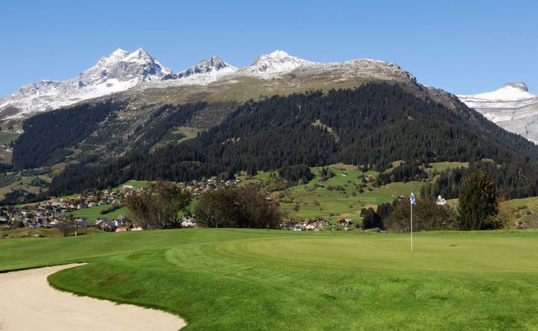 Golf Club Brigels jouer au golf en Suisse