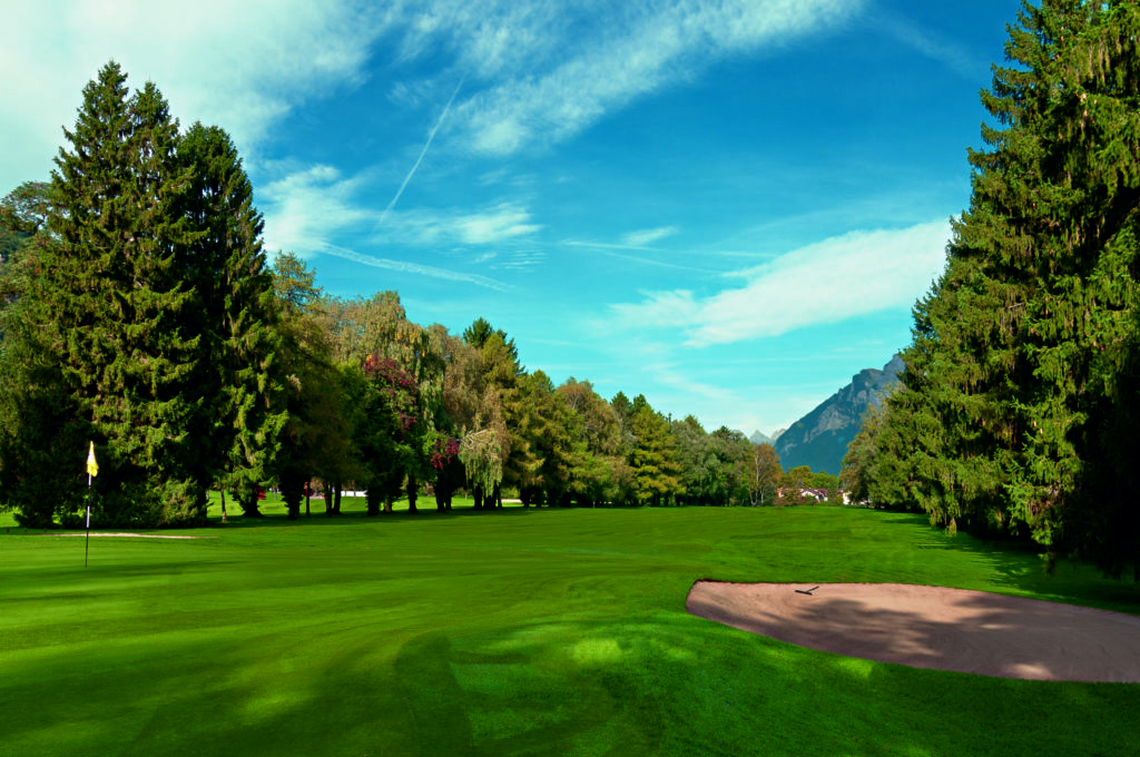 Golf Club Bad Ragaz Long par 5 vue sur les montagnes