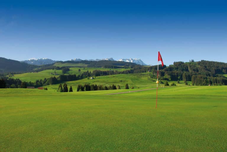 Golfclub Appenzell parcours de golf 18 trous suisse vallon montagne green fairway bunker