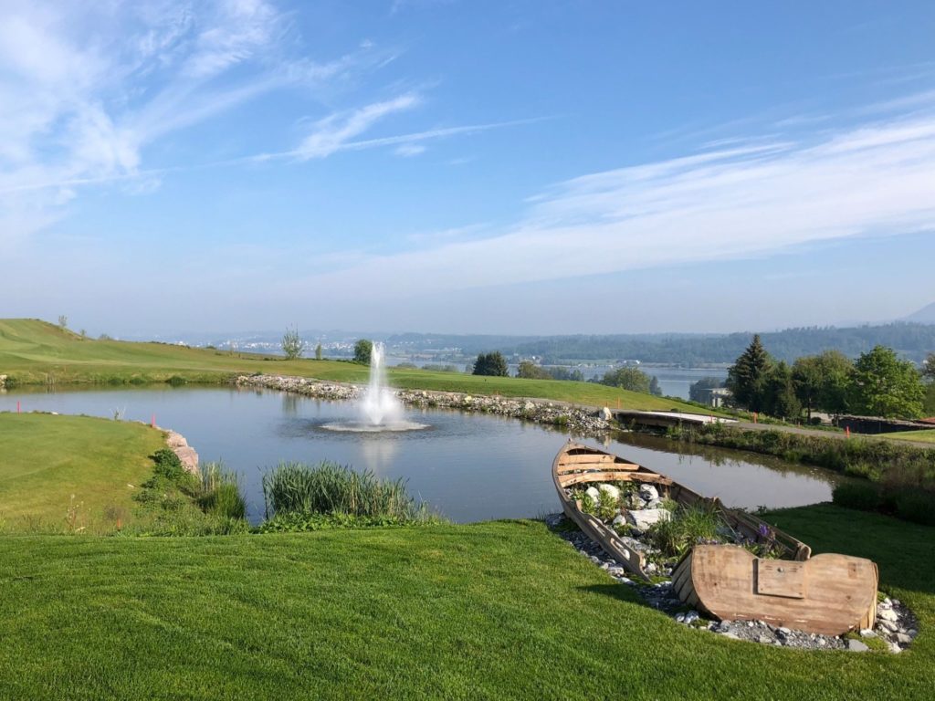 Golfpark Zürichsee obstacle d'eau lac fairway
