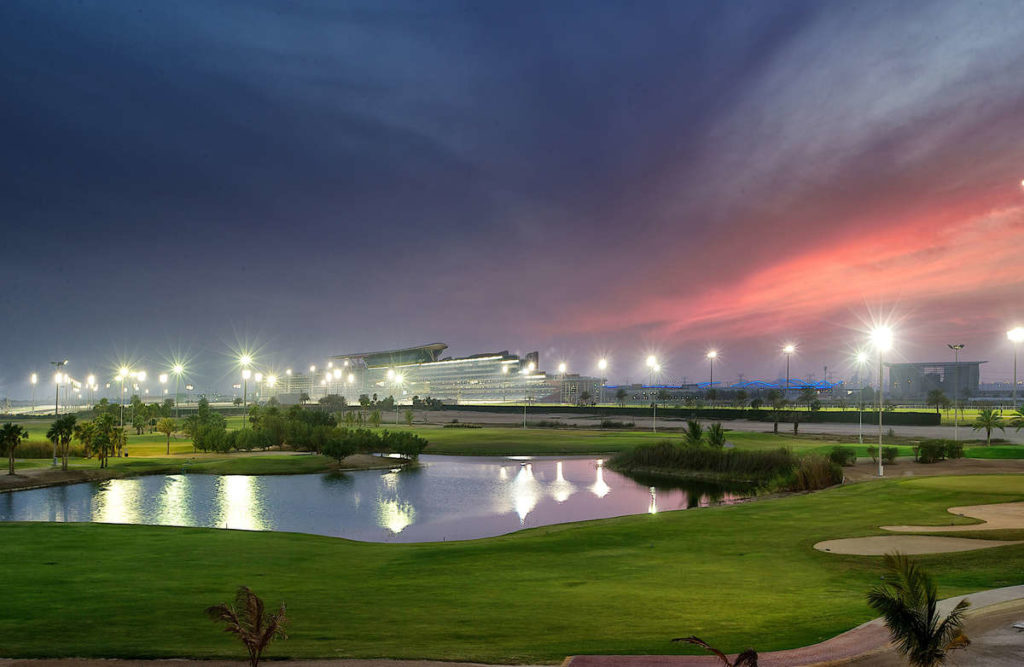 The Track, Meydan Golf jouer au golf la nuit eclairage Led projecteurs