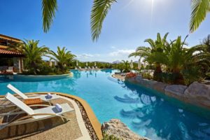 The Westin Resort, Costa Navarino piscine soleil Grèce hotel