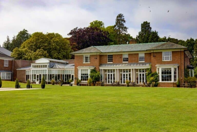 Kenwick Park Golf Club club house